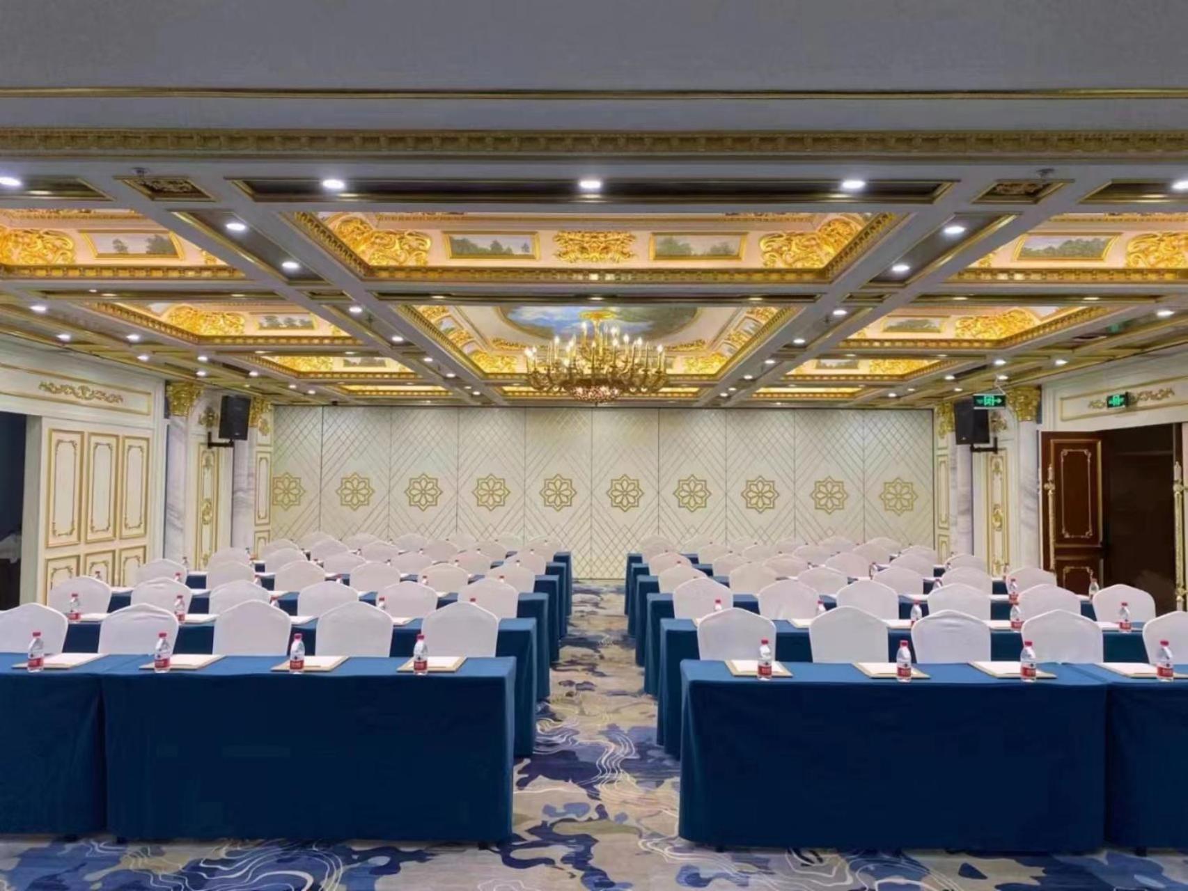 Grand Mercure Hotel Hualing Urumqi Luaran gambar